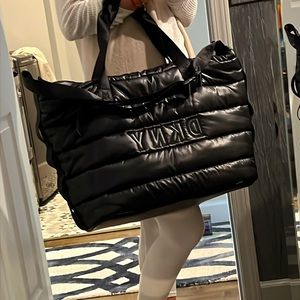 Large quilted puffer DKNY weekender